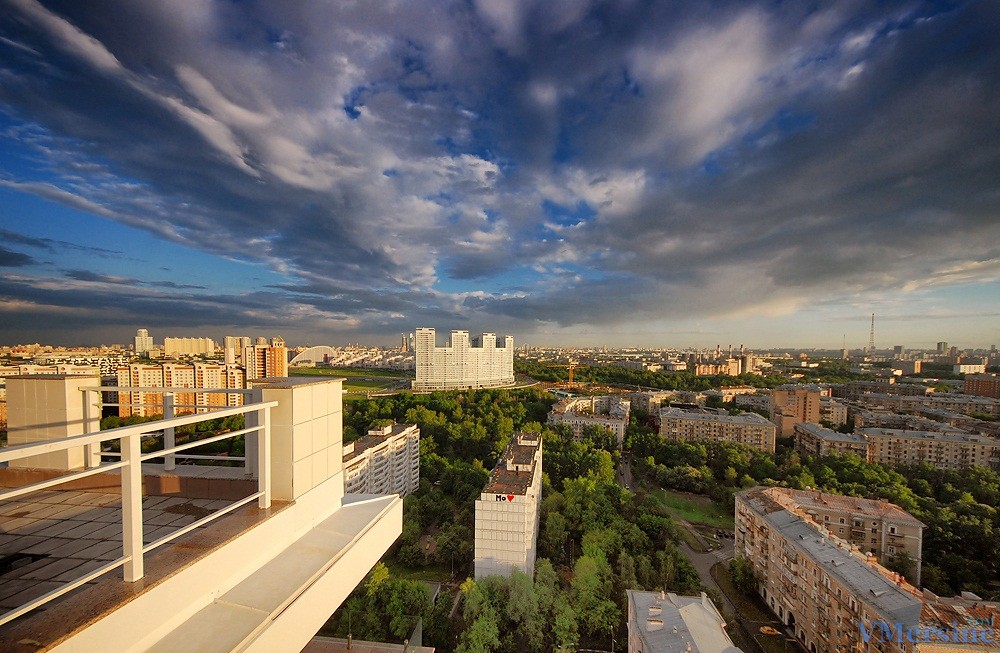Открытые крыши Москвы