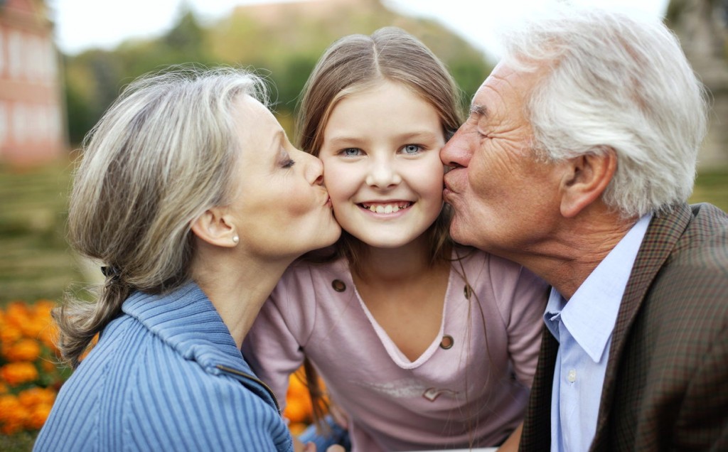 grandparents-and-child-2514