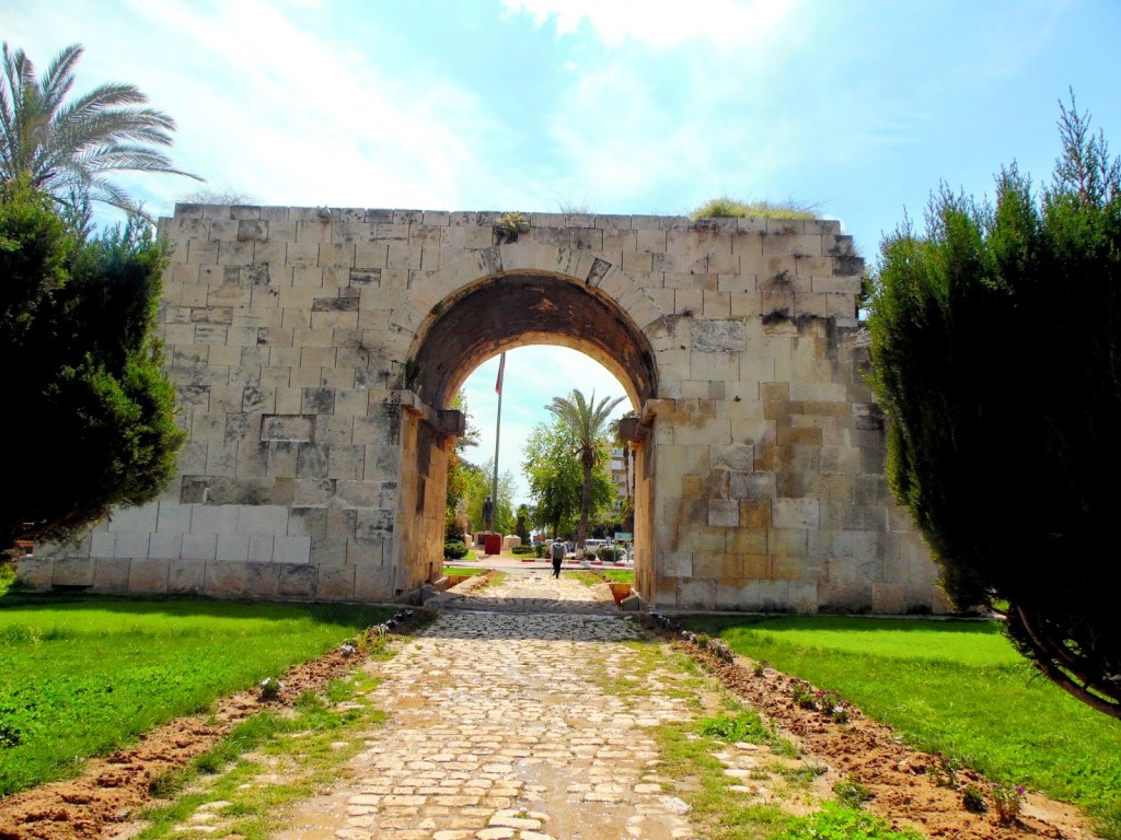 Ворота Клеопатры в Тарсусе